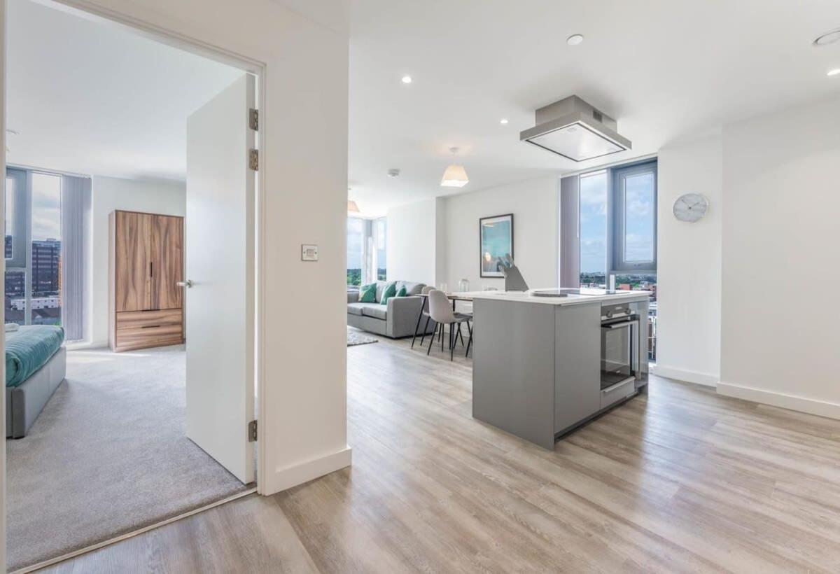 Stunning 2 Bed Apartment In Central Birmingham Exteriör bild